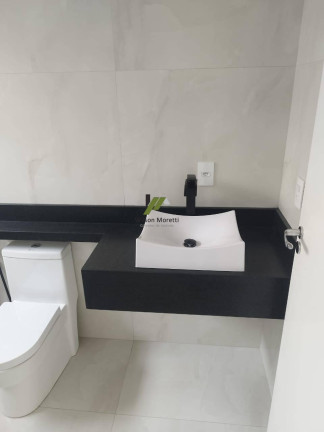 Imagem Casa de Condomínio com 3 Quartos à Venda, 166 m²