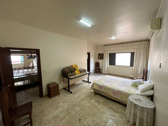 Imagem Sobrado com 5 Quartos para Alugar, 700 m² em Quilombo - Cuiabá