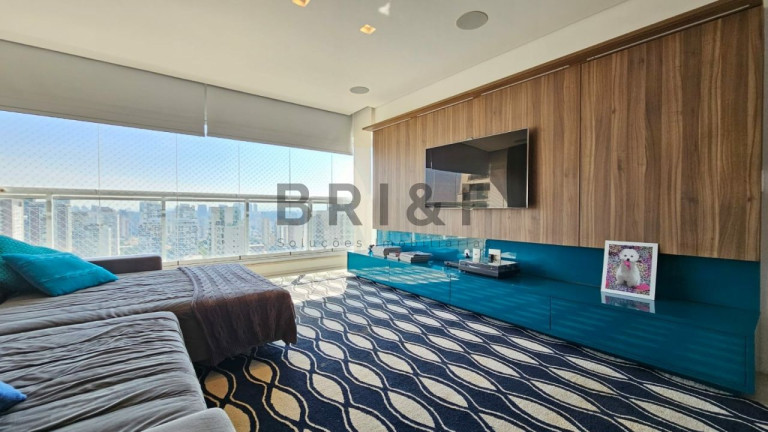 Apartamento com 3 Quartos para Alugar, 275 m² em Campo Belo - São Paulo