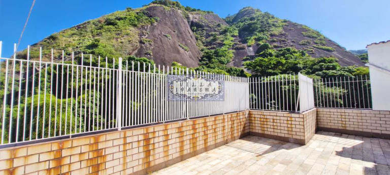 Imagem Apartamento com 2 Quartos à Venda, 80 m² em Copacabana - Rio De Janeiro