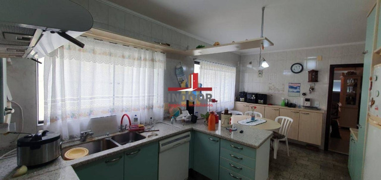 Imagem Casa com 4 Quartos à Venda, 205 m² em Vila Pedra Branca - São Paulo Imagem Casa com 4 Quartos à Venda, 205 m² em Vila Pedra Branca - São Paulo