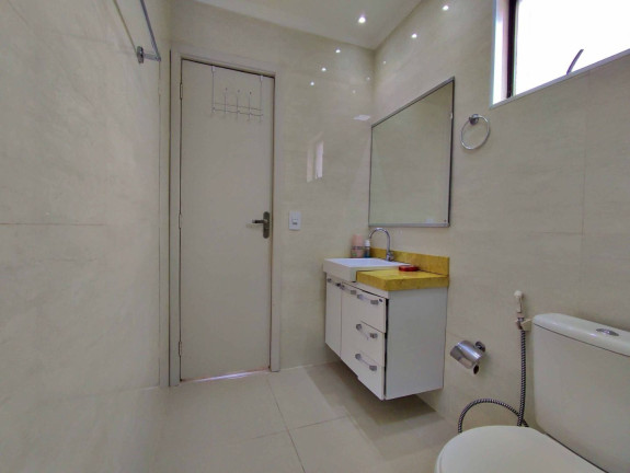 Imagem Apartamento com 4 Quartos à Venda, 160 m² em Pitangueiras - Guarujá Imagem Apartamento com 4 Quartos à Venda, 160 m² em Pitangueiras - Guarujá