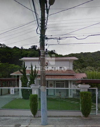 Casa com 3 Quartos à Venda, 240 m² em Ariribá - Balneario Camboriu