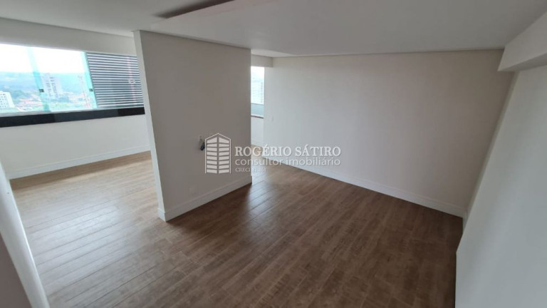 Imagem Cobertura com 5 Quartos à Venda, 557 m² em Mercês - Uberaba