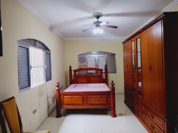 Imagem Casa com 5 Quartos à Venda, 450 m² Imagem Casa com 5 Quartos à Venda, 450 m²