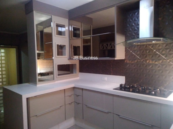 Imagem Imóvel com 3 Quartos à Venda, 219 m² em Zona 03 - Maringá