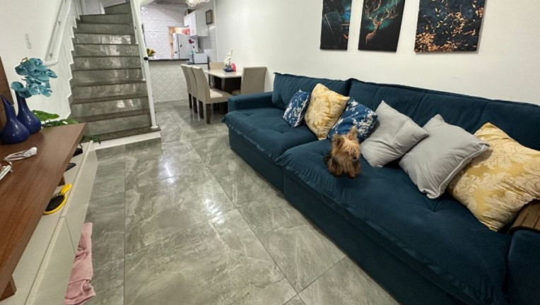 Imagem Sobrado com 2 Quartos à Venda, 10 m² em Caiçara - Praia Grande Imagem Sobrado com 2 Quartos à Venda, 10 m² em Caiçara - Praia Grande