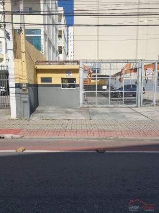 Terreno à Venda, 357 m² em Centro - Taubaté