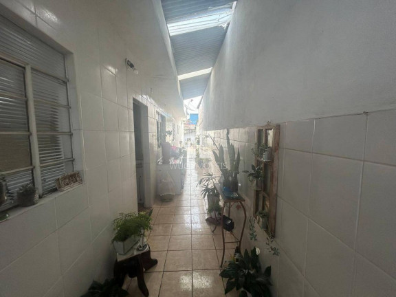 Imagem Casa com 6 Quartos à Venda, 216 m² em Centro - Santa Branca Imagem Casa com 6 Quartos à Venda, 216 m² em Centro - Santa Branca