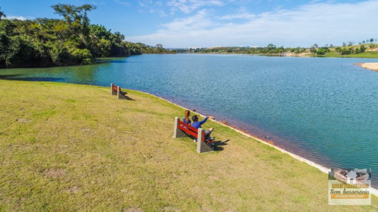 Imagem Imóvel à Venda, 300 m² em Setor Lago Sul - Caldas Novas Imagem Imóvel à Venda, 300 m² em Setor Lago Sul - Caldas Novas