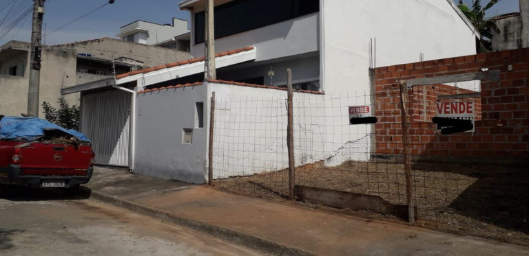 Imagem Casa com 3 Quartos à Venda, 140 m² em Residencial Santa Paula - Jacareí Imagem Casa com 3 Quartos à Venda, 140 m² em Residencial Santa Paula - Jacareí