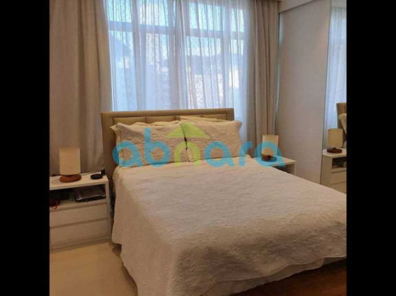 Imagem Apartamento com 3 Quartos à Venda, 140 m² em Copacabana - Rio De Janeiro Imagem Apartamento com 3 Quartos à Venda, 140 m² em Copacabana - Rio De Janeiro