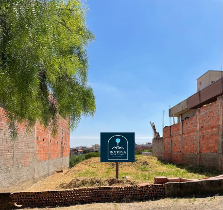 Terreno à Venda, 250 m² em Residencial Vitiello - Boituva