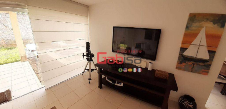 Imagem Casa com 4 Quartos à Venda, 300 m² em Ferradura - Armação Dos Búzios Imagem Casa com 4 Quartos à Venda, 300 m² em Ferradura - Armação Dos Búzios