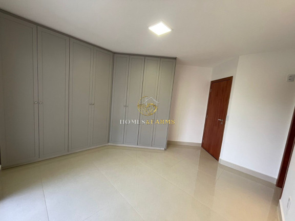 Imagem Casa com 3 Quartos à Venda, 342 m² em Residencial Granville - Goiânia Imagem Casa com 3 Quartos à Venda, 342 m² em Residencial Granville - Goiânia
