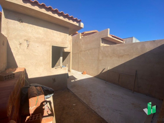Imagem Casa com 2 Quartos à Venda, 45 m² em Jardim Olímpico - Montes Claros