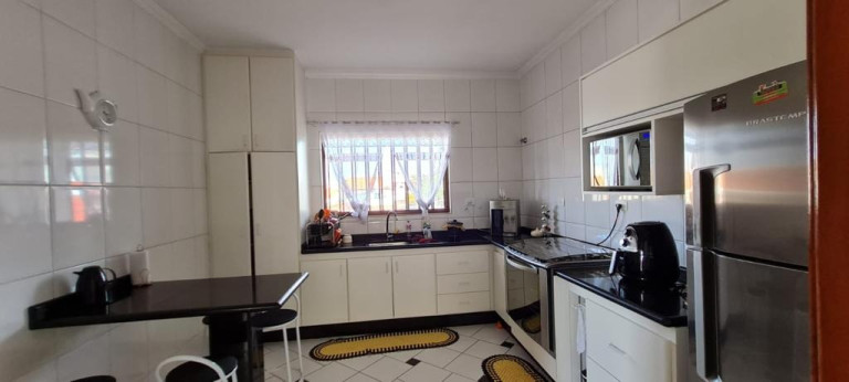 Imagem Casa com 3 Quartos à Venda, 280 m² em Wanel Ville - Sorocaba Imagem Casa com 3 Quartos à Venda, 280 m² em Wanel Ville - Sorocaba
