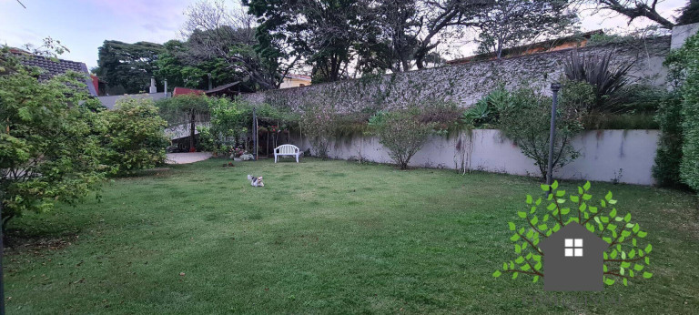 Imagem Casa com 3 Quartos à Venda, 2 m² em Parque Silvino Pereira - Cotia Imagem Casa com 3 Quartos à Venda, 2 m² em Parque Silvino Pereira - Cotia