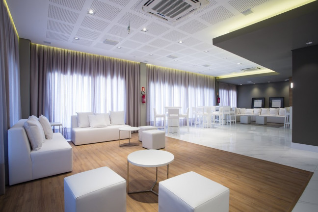 Imagem Apartamento com 2 Quartos à Venda, 77 m² em Petrópolis - Porto Alegre