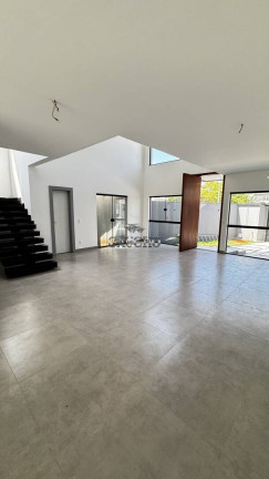 Imagem Casa com 3 Quartos à Venda, 339 m² em Recreio Dos Bandeirantes - Rio De Janeiro Imagem Casa com 3 Quartos à Venda, 339 m² em Recreio Dos Bandeirantes - Rio De Janeiro