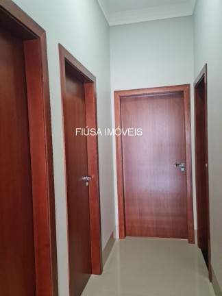 Imagem Casa com 3 Quartos à Venda,  em Centro - Sertãozinho