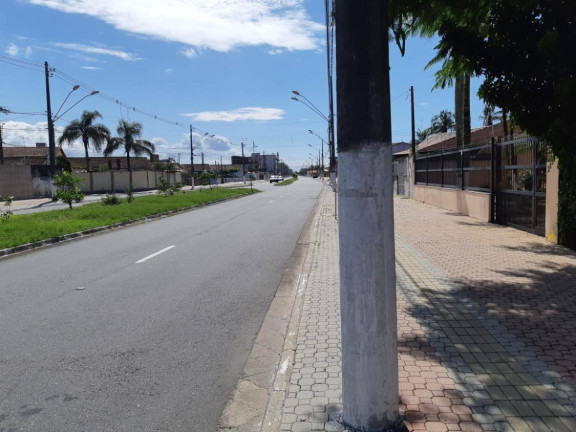 Imagem Casa com 3 Quartos à Venda, 440 m² em Solemar - Praia Grande