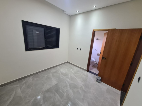 Imagem Casa com 3 Quartos à Venda, 225 m² em Cajuru Do Sul - Sorocaba Imagem Casa com 3 Quartos à Venda, 225 m² em Cajuru Do Sul - Sorocaba