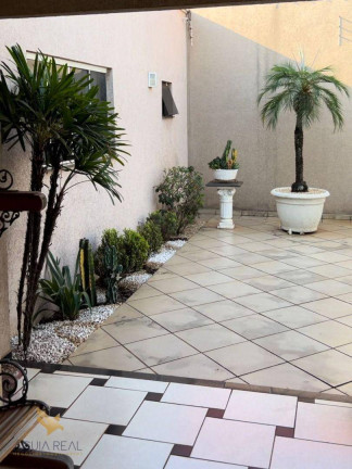 Imagem Casa com 3 Quartos à Venda, 206 m² em Vila Taveirópolis - Campo Grande Imagem Casa com 3 Quartos à Venda, 206 m² em Vila Taveirópolis - Campo Grande
