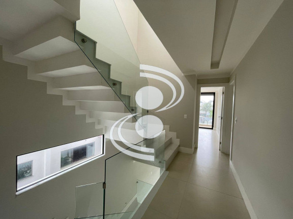 Imagem Casa de Condomínio com 5 Quartos à Venda, 380 m² em Barra Da Tijuca - Rio De Janeiro Imagem Casa de Condomínio com 5 Quartos à Venda, 380 m² em Barra Da Tijuca - Rio De Janeiro