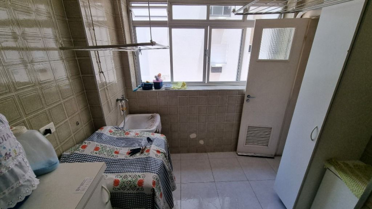 Imagem Apartamento com 3 Quartos à Venda, 140 m² em Pitangueiras - Guarujá Imagem Apartamento com 3 Quartos à Venda, 140 m² em Pitangueiras - Guarujá