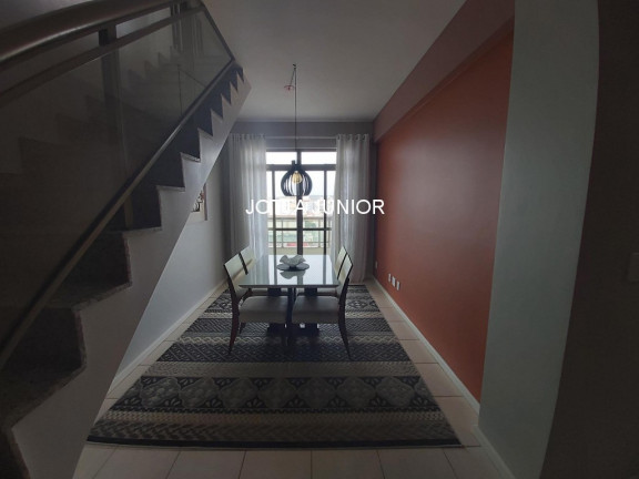 Imagem Imóvel com 3 Quartos à Venda, 210 m² em Centro - Cabo Frio