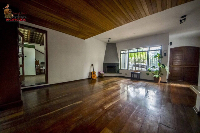 Casa com 3 Quartos à Venda, 200 m² em Campo Belo - São Paulo