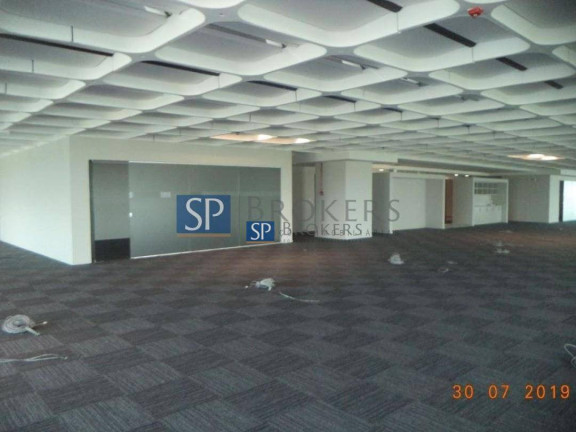 Imagem Sala Comercial à Venda ou Locação, 2.844 m² em Jardim São Luís (zona Sul) - São Paulo Imagem Sala Comercial à Venda ou Locação, 2.844 m² em Jardim São Luís (zona Sul) - São Paulo