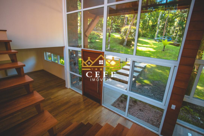 Imagem Casa com 4 Quartos à Venda, 385 m² em Centro - Gramado Imagem Casa com 4 Quartos à Venda, 385 m² em Centro - Gramado