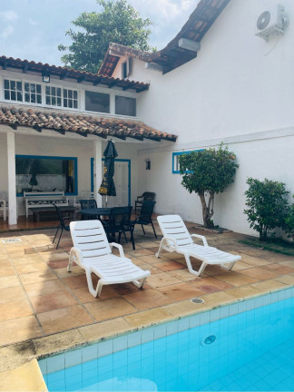 Imagem Casa com 6 Quartos para Alugar ou Temporada, 390 m² em Canto - Armação Dos Búzios Imagem Casa com 6 Quartos para Alugar ou Temporada, 390 m² em Canto - Armação Dos Búzios