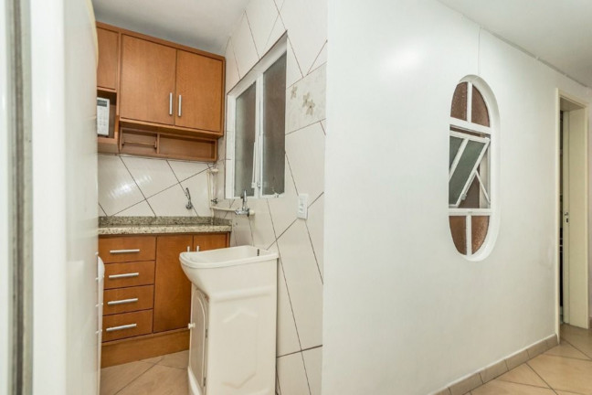 Imagem Imóvel com 1 Quarto à Venda, 33 m² em Cidade Baixa - Porto Alegre Imagem Imóvel com 1 Quarto à Venda, 33 m² em Cidade Baixa - Porto Alegre