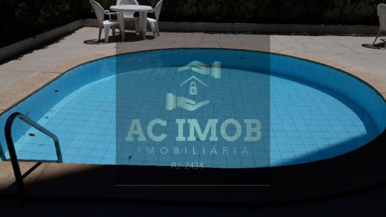 Imagem Imóvel com 3 Quartos à Venda, 135 m² em Pituba - Salvador Imagem Imóvel com 3 Quartos à Venda, 135 m² em Pituba - Salvador