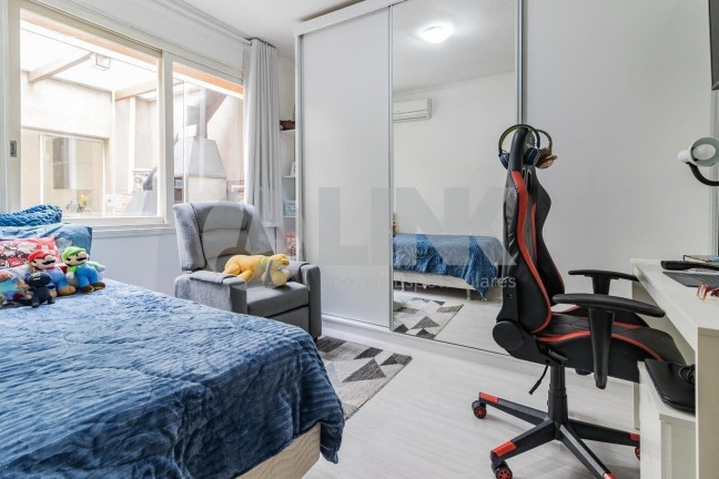 Imagem Apartamento com 3 Quartos à Venda, 118 m² em Petrópolis - Porto Alegre Imagem Apartamento com 3 Quartos à Venda, 118 m² em Petrópolis - Porto Alegre