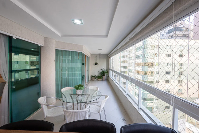 Imagem Apartamento com 4 Quartos à Venda, 195 m² em Meia Praia - Itapema Imagem Apartamento com 4 Quartos à Venda, 195 m² em Meia Praia - Itapema