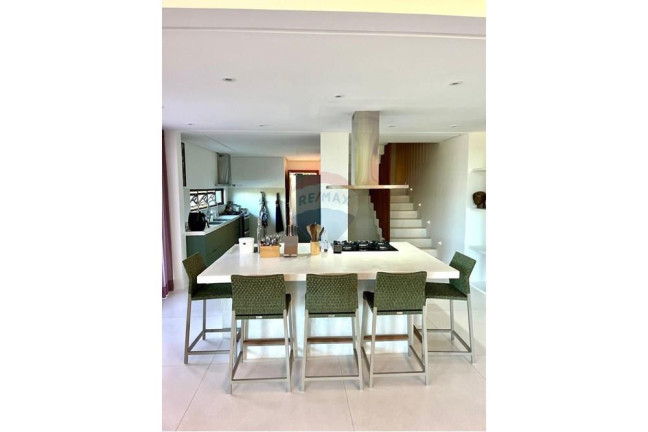 Imagem Casa de Condomínio com 5 Quartos à Venda, 350 m² em Praia Do Forte - Mata De São João Imagem Casa de Condomínio com 5 Quartos à Venda, 350 m² em Praia Do Forte - Mata De São João