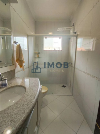 Imagem Casa com 3 Quartos à Venda, 173 m² em Centro - Jaraguá Do Sul Imagem Casa com 3 Quartos à Venda, 173 m² em Centro - Jaraguá Do Sul