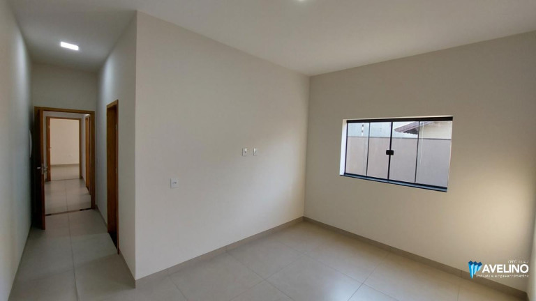 Casa com 3 Quartos à Venda, 138 m² em Jardim Cristhais - Dourados