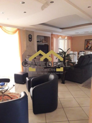 Imagem Imóvel com 4 Quartos à Venda, 200 m² em Caxambu - Jundiaí