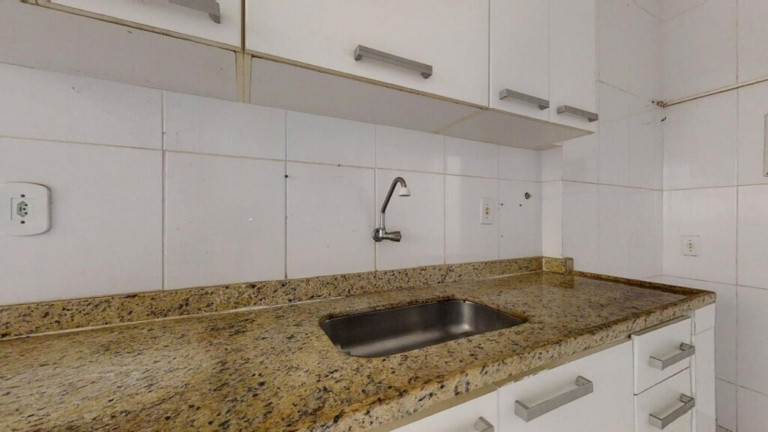 Imagem Imóvel com 3 Quartos à Venda, 98 m² em Copacabana - Rio De Janeiro Imagem Imóvel com 3 Quartos à Venda, 98 m² em Copacabana - Rio De Janeiro