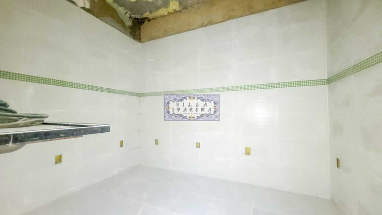 Imagem Casa com 12 Quartos à Venda, 250 m² em Tijuca - Rio De Janeiro Imagem Casa com 12 Quartos à Venda, 250 m² em Tijuca - Rio De Janeiro