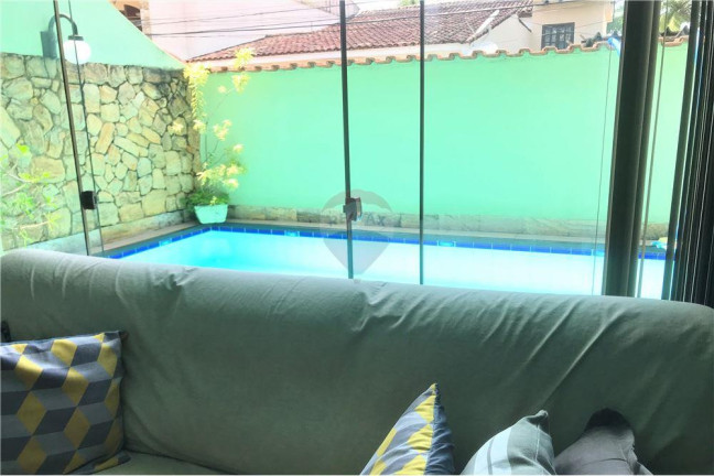 Imagem Casa de Condomínio com 3 Quartos à Venda, 186 m² em Taquara - Rio De Janeiro