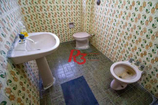 Imagem Apartamento com 2 Quartos à Venda, 83 m² em Encruzilhada - Santos