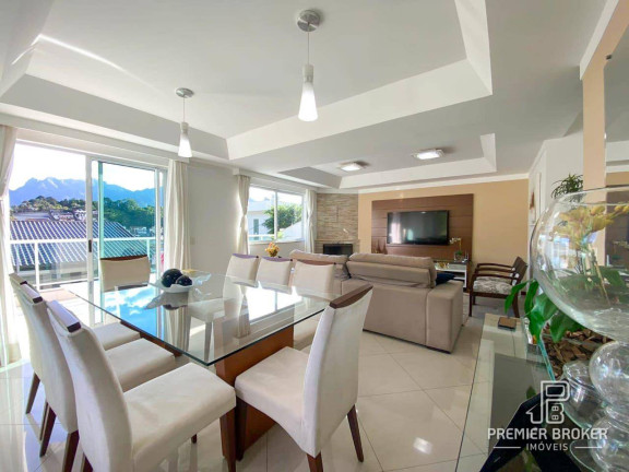 Imagem Casa com 4 Quartos à Venda, 202 m² em Tijuca - Teresópolis Imagem Casa com 4 Quartos à Venda, 202 m² em Tijuca - Teresópolis