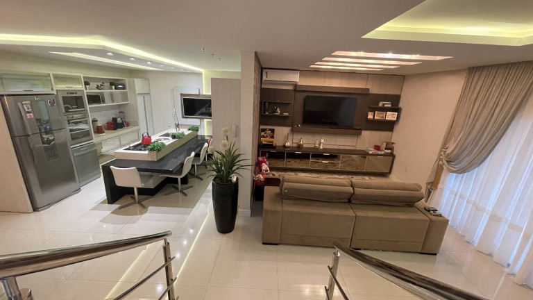 Imagem Casa com 3 Quartos à Venda, 280 m² em Centro - Barra Velha Imagem Casa com 3 Quartos à Venda, 280 m² em Centro - Barra Velha