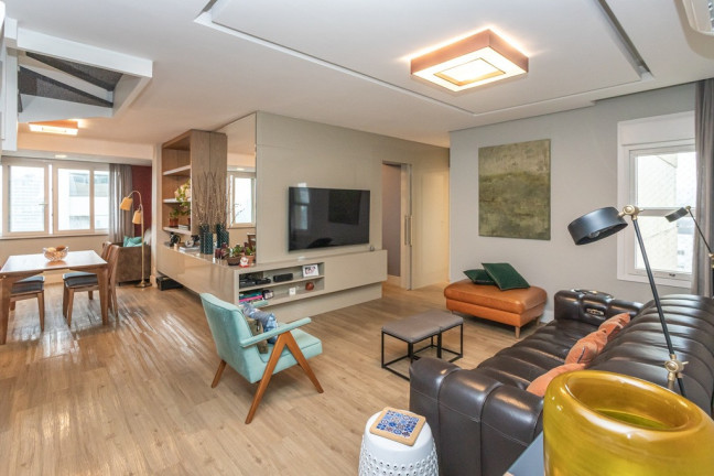 Imóvel com 3 Quartos à Venda, 220 m² em Chácara Das Pedras - Porto Alegre